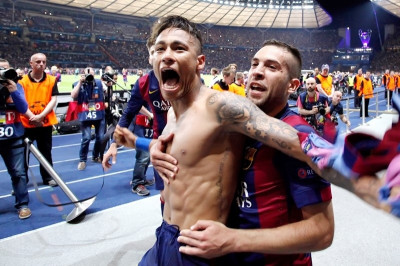 «Βασιλικό» συμβόλαιο σε Νεϊμάρ