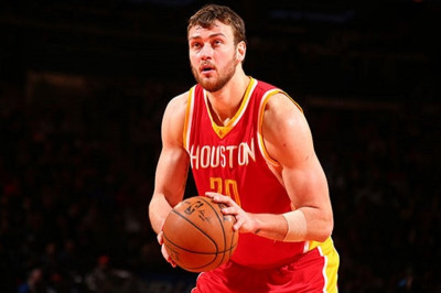 «Πιστόνι» ο Μοτιεγιούνας!