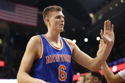 Ο Πορζίνγκις έριξε χυλόπιτα σε θαυμάστρια! (photo+video)