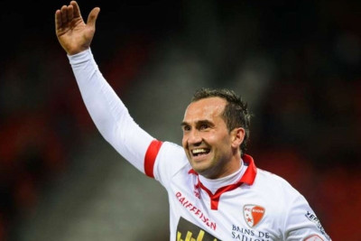 Στην κορυφαία 11άδα στην Ελβετία ο Γκέκας!