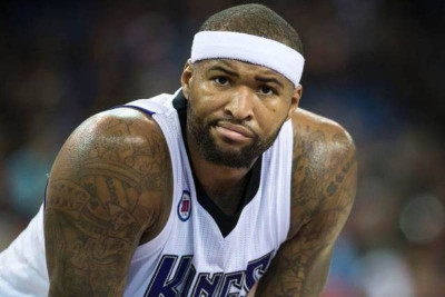 Παραλίγο μπουνιές με όλους ο Κάζινς! (videos)