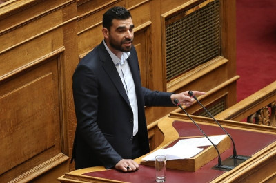 Κωνσταντινέας: «Θα διέκοπτα και το πρωτάθλημα»