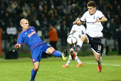 Δηλώσεις που προκαλούν ερωτηματικά από Τσίμιροτ