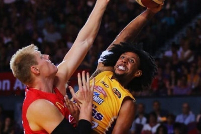 Επιστρέφει στο ΝΒΑ ο Τσίλντρες! (video)