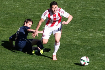 Ολυμπιακός: Αγωνία για Ελαμπνελαουί