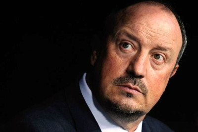 Βόμβα με Μπενίτεθ!