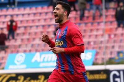 Ολυμπιακός: Στο στόχαστρο ο Μπακασέτας