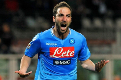 Μάντσεστερ Γιουνάιτεντ: Θέλει Ιγκουαΐν ο Μουρίνιο!