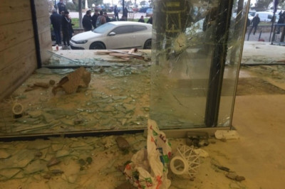 Σοβαρά επεισόδια στη Λευκάδα για τον «αιώνιο» τελικό στο μπάσκετ γυναικών! (photos)