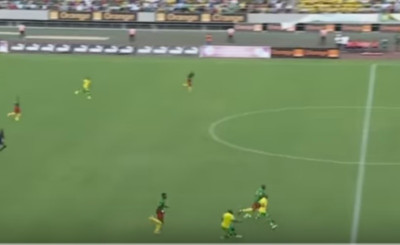 Γκολάρα από το... σπίτι του!(video)