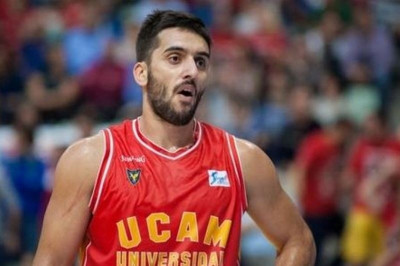 Η προσποίηση του αιώνα! (video)