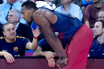 Μπαρτσελόνα: Χωρίς Ντόρσεϊ με Κουμπάν