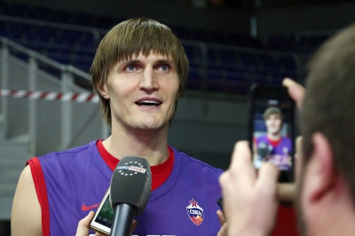 Κιριλένκο: «Μην ανακατεύετε τις εθνικές ομάδες»