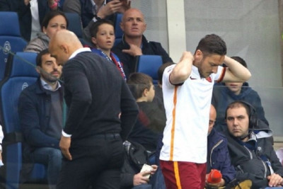 «Ξύλο» Τότι με Σπαλέτι!