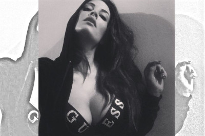 ΚΟΛΑΣΗ! Το καυτό ντεκολτέ της Μαρίας Κορινθίου (photo+video)