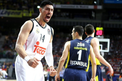 Φενέρμπαχτσε: Θέλει Αγιόν