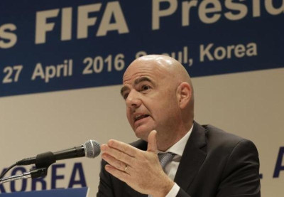 Προσπαθεί να διοργανώσει φιλικό μεταξύ Βόρειας και Νότιας Κορέας ο Ινφαντίνο!