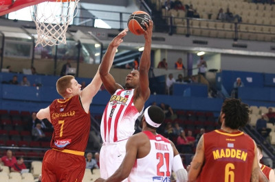 Τραυματίστηκε ο Στρόμπερι!