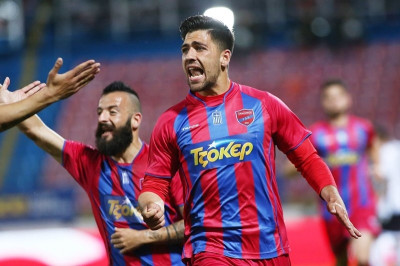 Ολυμπιακός: «Κλείνει» ο Μπακασέτας