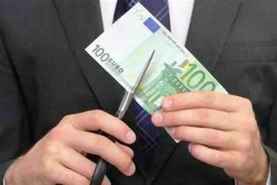 Όλη η αλήθεια για το «κούρεμα» καταθέσεων και το κλείσιμο των τραπεζών «τις επόμενες ώρες»