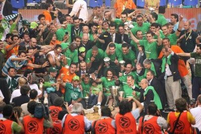 Ο «Βασιλιάς» στον… θρόνο του