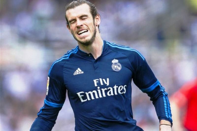 Σοκ με Μπέιλ!