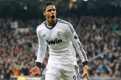 Θέλει να φύγει ο Βαράν, «παραμονεύει» η Γιουνάιτεντ!