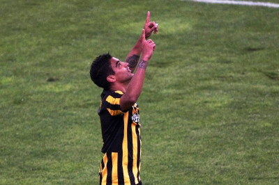 Συγχαρητήρια στη Λέστερ από Βάργκας!