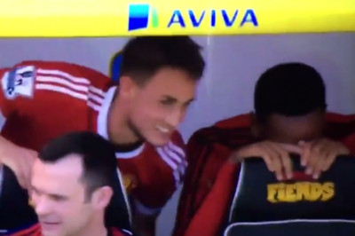 Κορόιδεψαν τον Γιανουζάι οι συμπαίκτες του! (video)