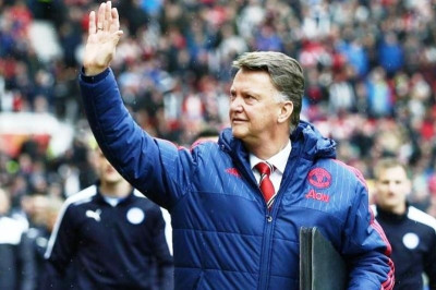 Απίστευτο σενάριο για Φαν Χάαλ!