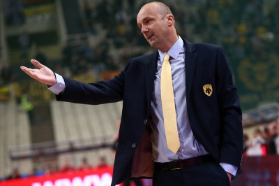 ΑΕΚ: Δεν το… κουνάει ο Ζντοβτς