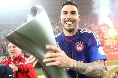 Αγγλικές… Σειρήνες για Ρομπέρτο!