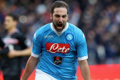 Προσπαθεί να μειώσει τη ρήτρα του ο Ιγκουαΐν!