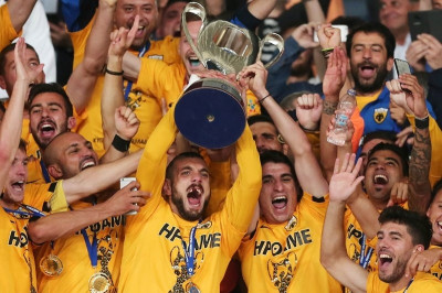 ΑΕΚ: Κούπα χωρίς δόντια ο Αραβίδης (photos)