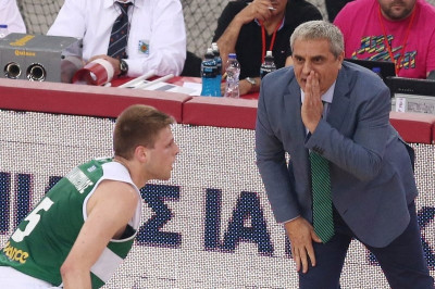 Καταγγείλτε τον!