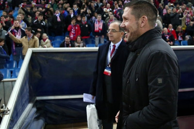 «Ύμνοι» Σιμεόνε για Γκριεζμάν