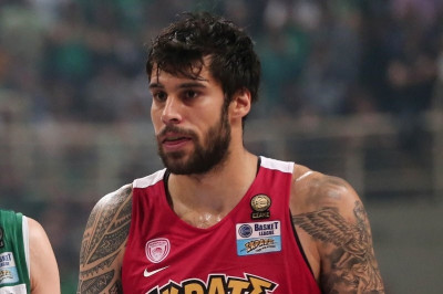 «Ευχαριστώ την ΚΑΕ Παναθηναϊκός και τους φιλάθλους»