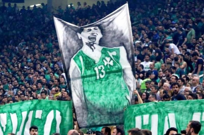 Sold out στο αντίο του Μήτσου!