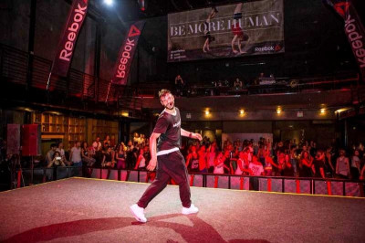Η πιο ξεσηκωτική Reebok Xchallenge dance εμπειρία  στο Fuzz Live Music Club!