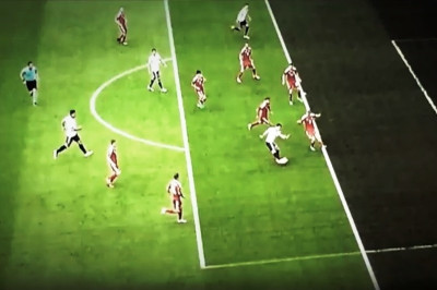 Ούτε στην Ελλάδα τέτοιο offside! (video)