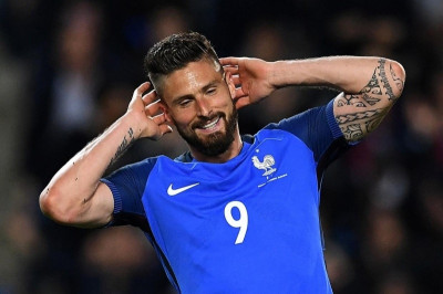 Euro 2016: O Ζιρού το πρώτο γκολ του τουρνουά! (video)