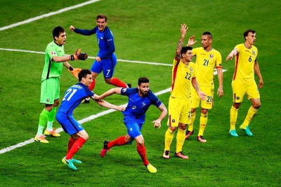 Euro 2016: Παραδέχτηκε το φάουλ του ο Ζιρού (video)