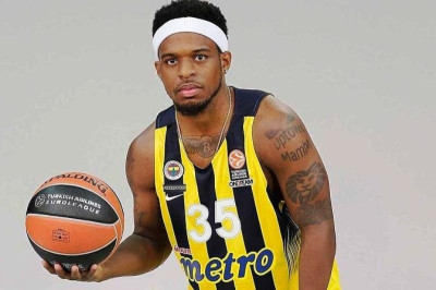 Το πιο… τρελό καλάθι της σεζόν στην Euroleague (video)