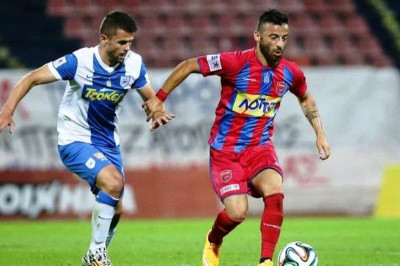 Βλέπει και Σιώπη