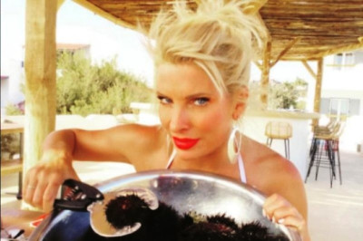 Η σέλφι της Ελένης Μενεγάκη, μας άφησε