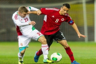 Τρελά λεφτά για Κάτσε!