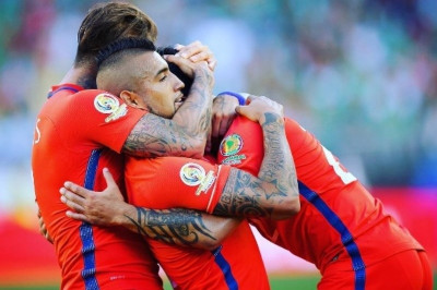 Copa America: Καταιγίδα… η Χιλή (videos)