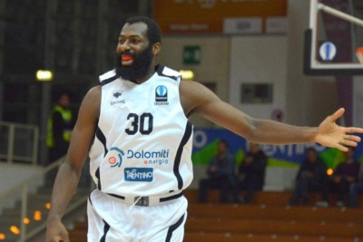 Ελεύθερος και περιζήτητος ο Τζούλιαν Ράιτ!