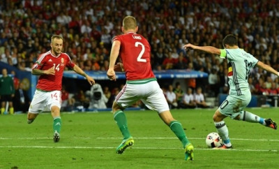 Euro 2016: Τα... μαγικά του Αζάρ (video)