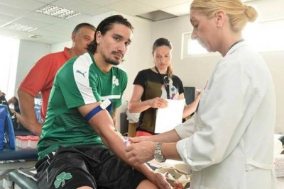 Πανέτοιμος για τη νέα χρονιά ο Λέτο (photos)